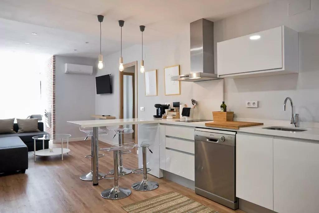 Luxury Apartment Merced By Nagoa Homes 말라가 외부 사진